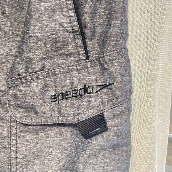 Speedo Board Shorts Men Medium Gray Swim Surf Cargo Pockets Drawstring Lined - Picture 9 of 11